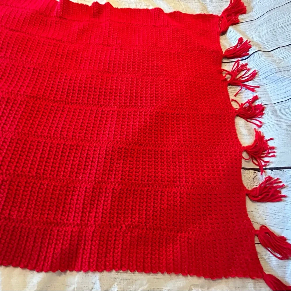 Handmade Bright‎ Red Throw Blanket with Tassels